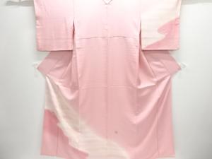 貝桶に菊牡丹模様刺繍訪問着